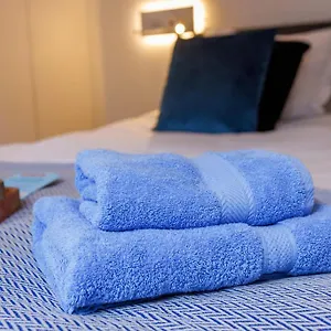 Bed & Breakfast Apl8 St-anna, Bruges