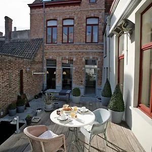 Bed & Breakfast Asinello, Bruges