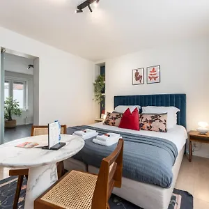 Guest house Fall Eighteen By Romy&travis, Bruges