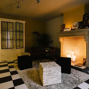 3* Bed & Breakfast Tripel B