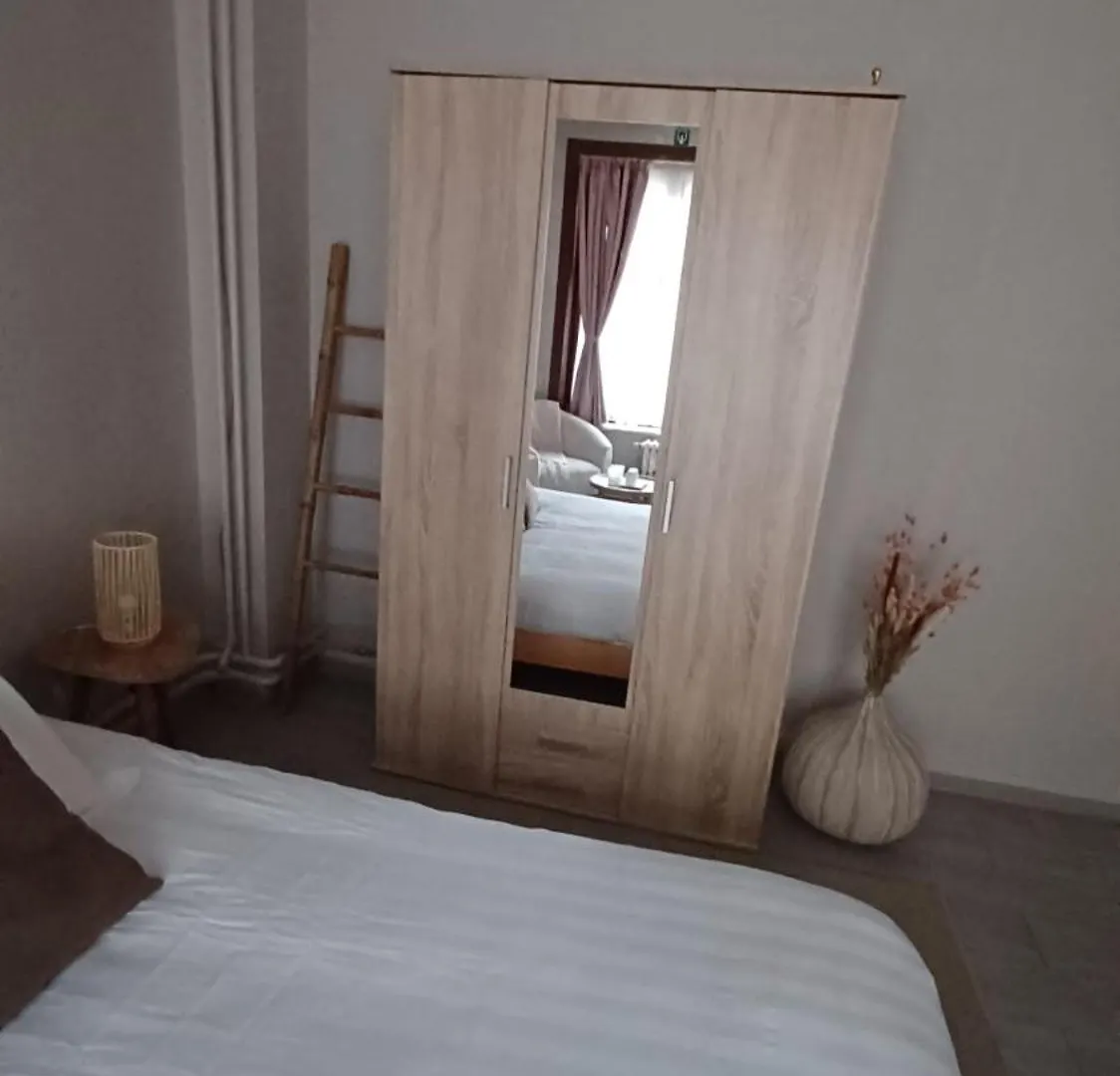 Chez Clochette Hotel Bruges Guest house